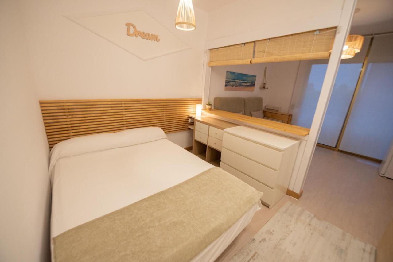 Apartamento Frente Al Mar Cambrils Bagian luar foto